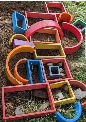 Siapiau pren lliwgar